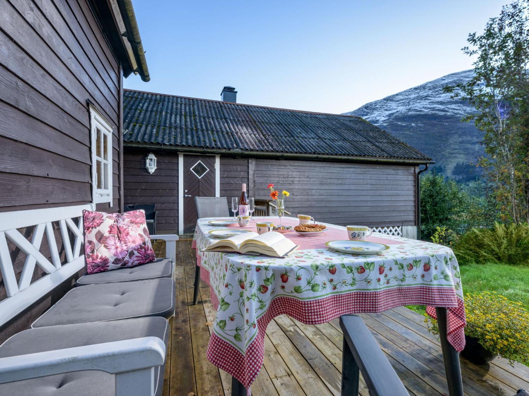 Chalet Eiketun - Fjs309 By Interhome Olden Exterior photo